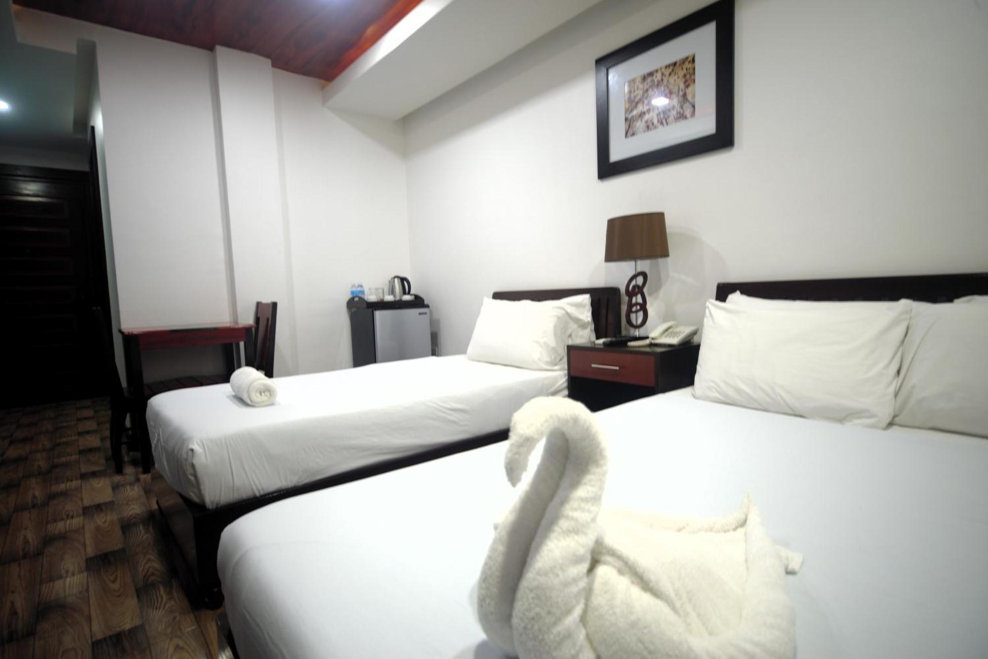 Hotel Gabriella Tagbilaran City Bagian luar foto