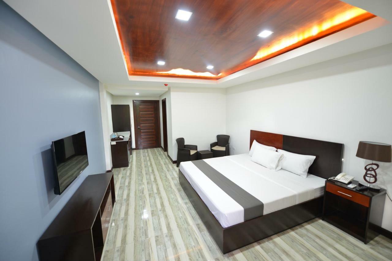 Hotel Gabriella Tagbilaran City Bagian luar foto